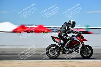 media/Mar-25-2024-Moto Forza (Mon) [[8d4319bd68]]/3-Intermediate Group/Session 4 (Front Straight Speed Pans)/